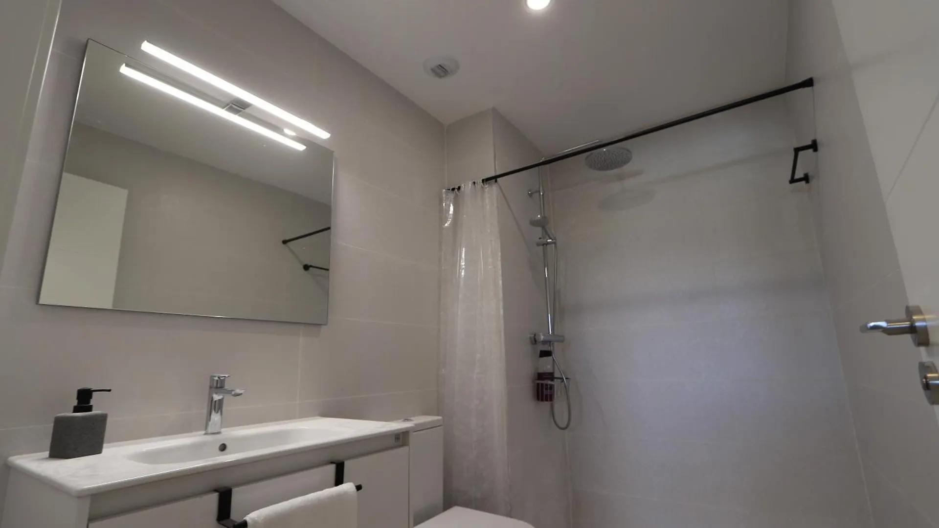 Apartment Sinatra Home Estepona Spain